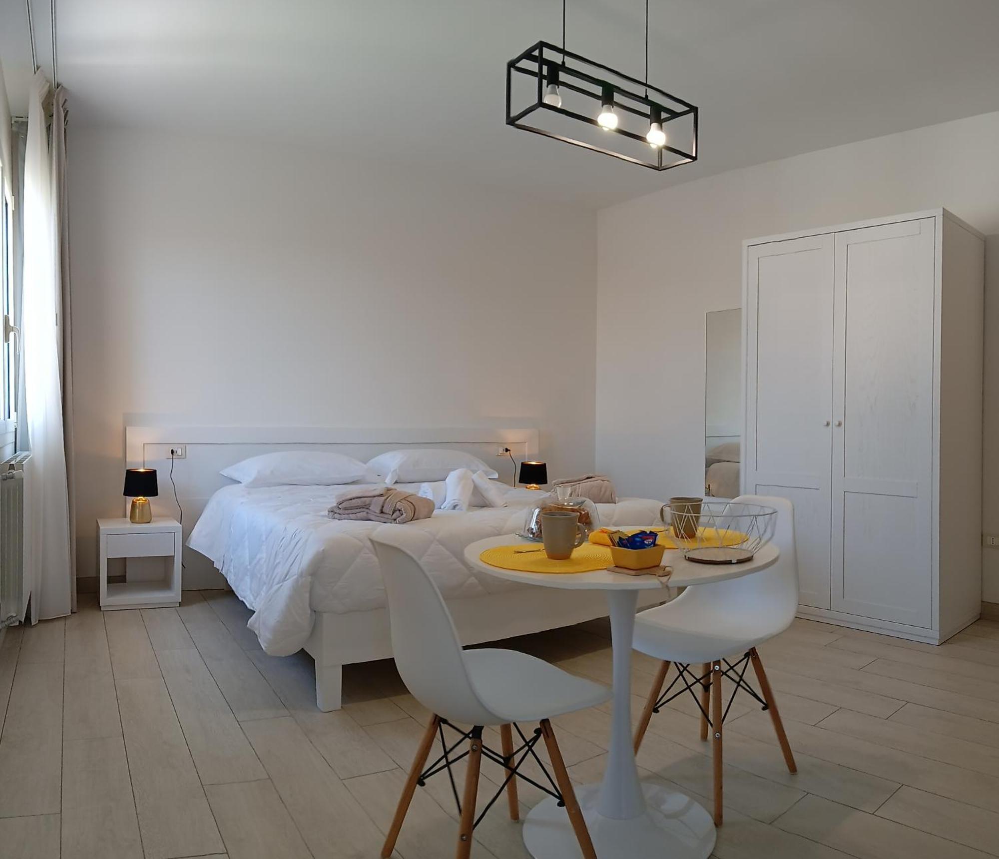Mya Luxury Rooms And Wellness Melendugno Exterior photo