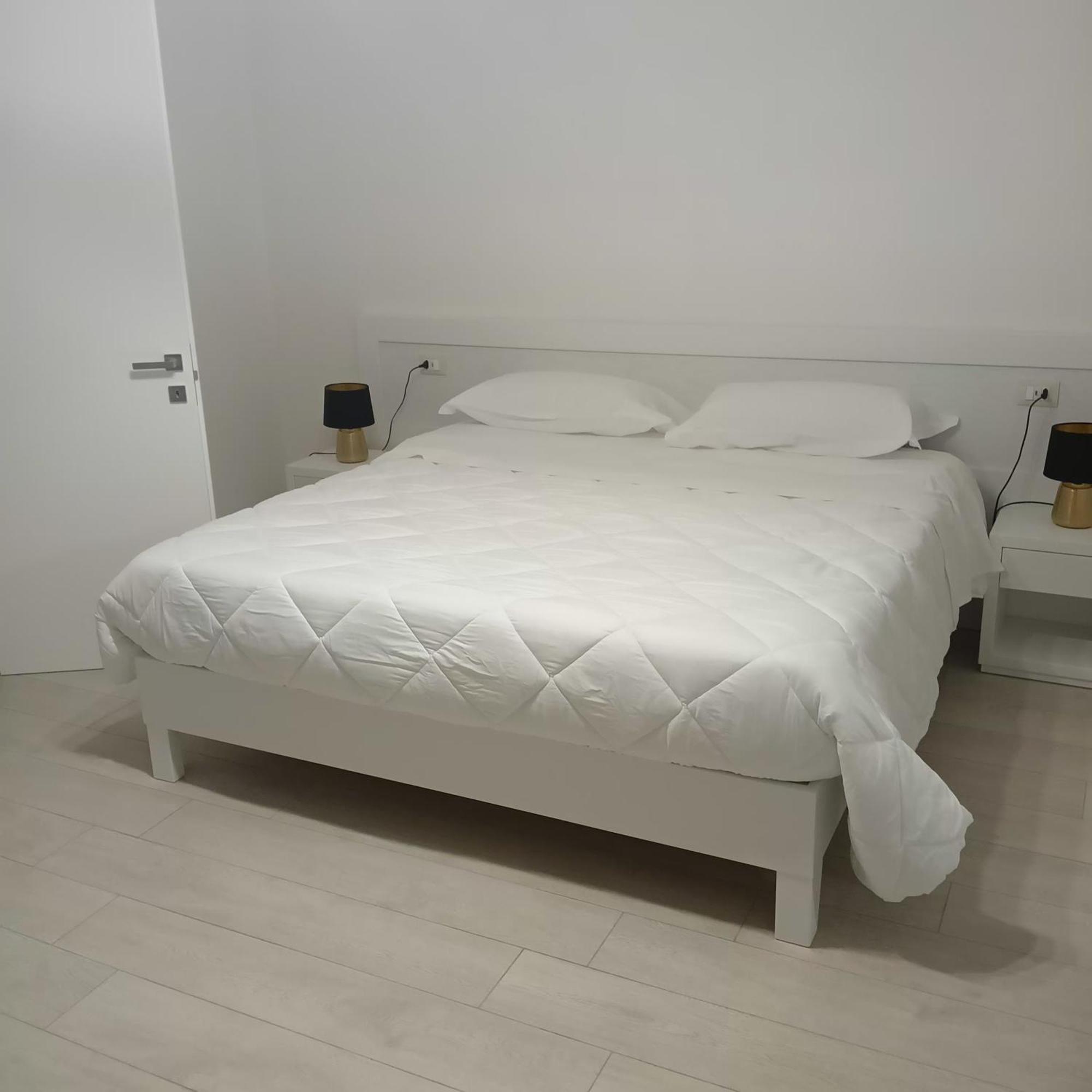 Mya Luxury Rooms And Wellness Melendugno Exterior photo